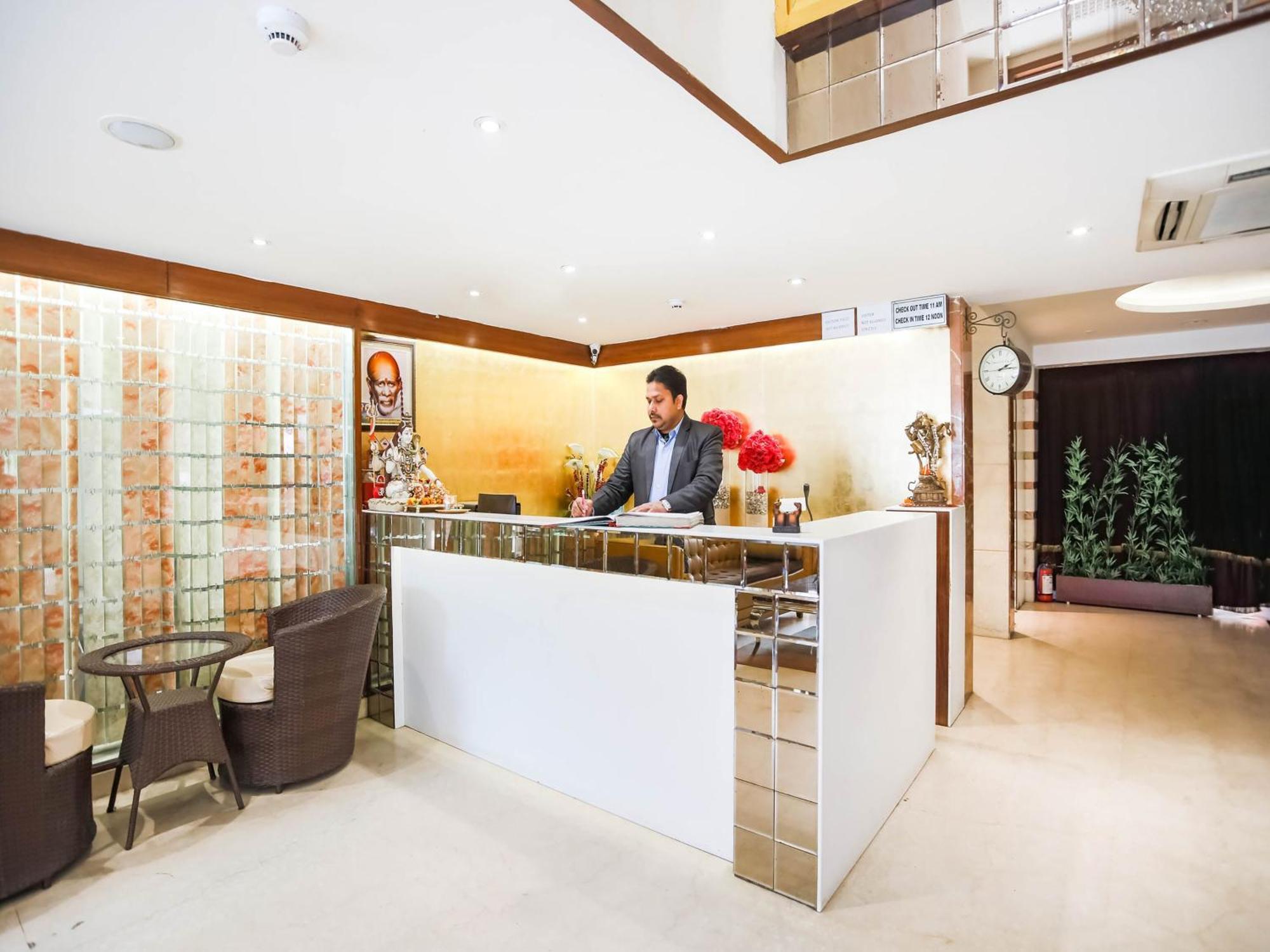Collection O The Kailash Dev Hotel Nova Deli Exterior foto